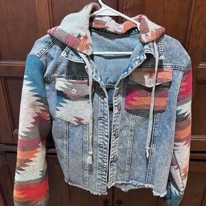 Western cowgirl aztec denim jacket women’s patchwork knit sleeves small